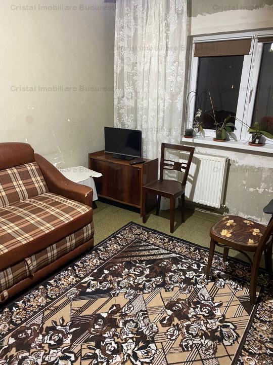 Apartament 3 camere - 77mp, decomandat, posibilitate centrala , Casa de Pensii