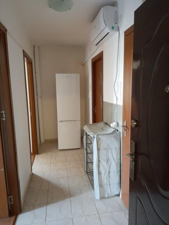 Apartament 2 cam, decomandat, 8 min metrou Titan si parc IOR