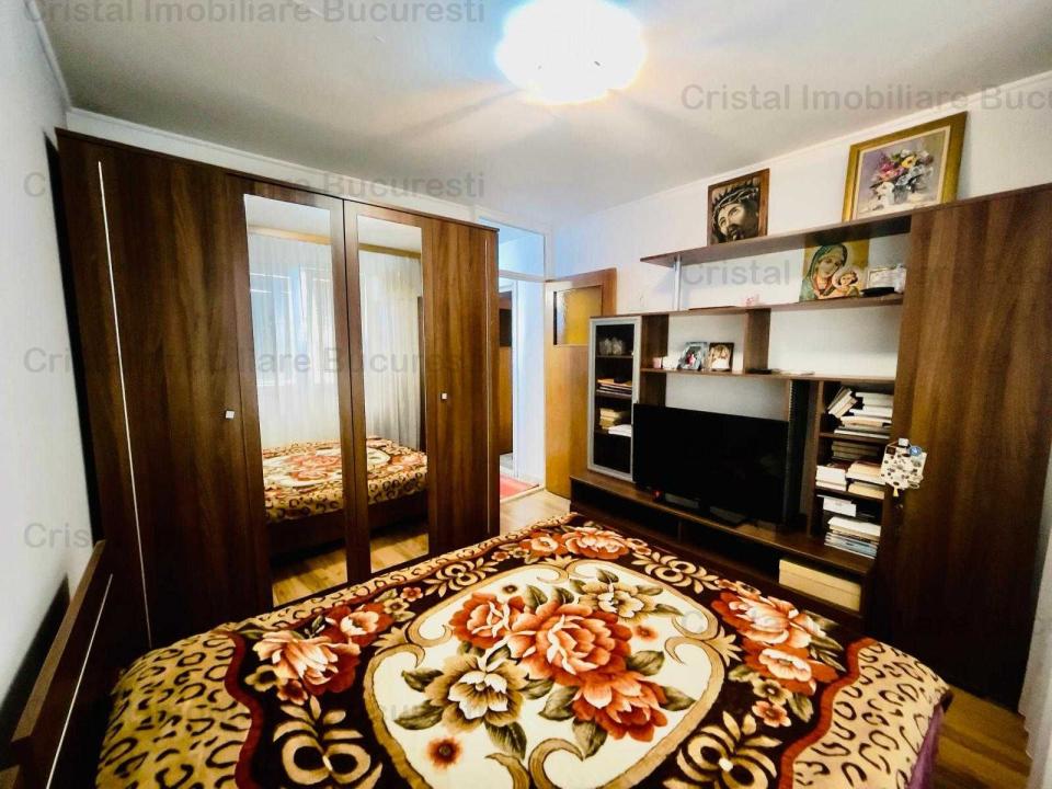 Apartament 3 camere de vanzare Gorjului