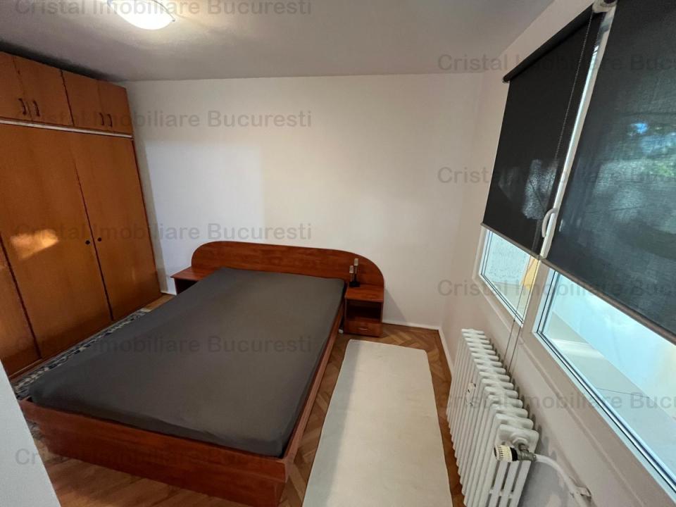 Apartament 3 camere, 575 EUR, zona Titan