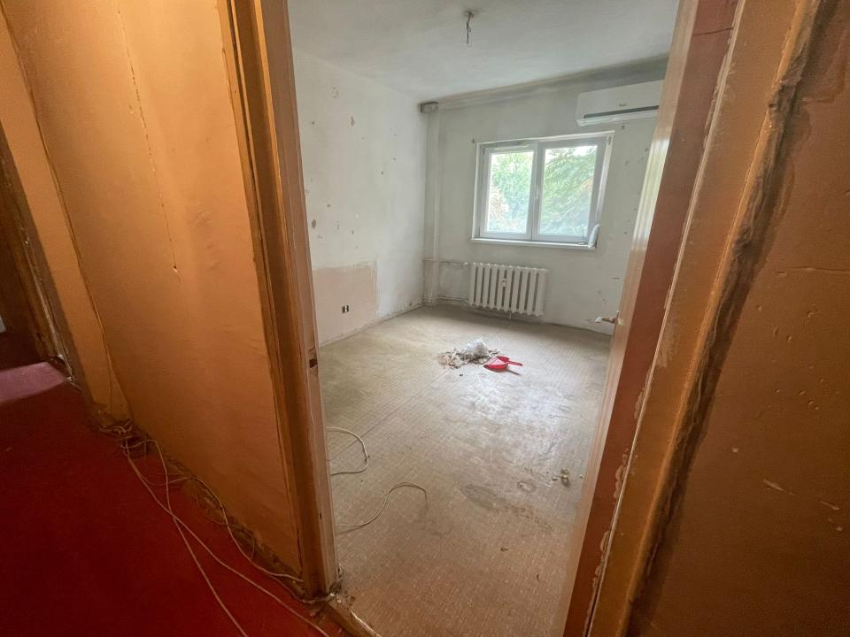 4 camere de vanzare stefan Cel Mare