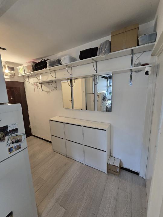 Apartament foarte luminos, 2 camere, la 2 min de metrou Eroii Revolutiei.