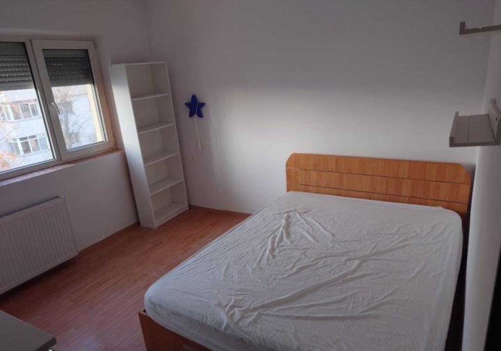 Apartament 2 camere, decomandat, boxa, 14 min metrou Dristor