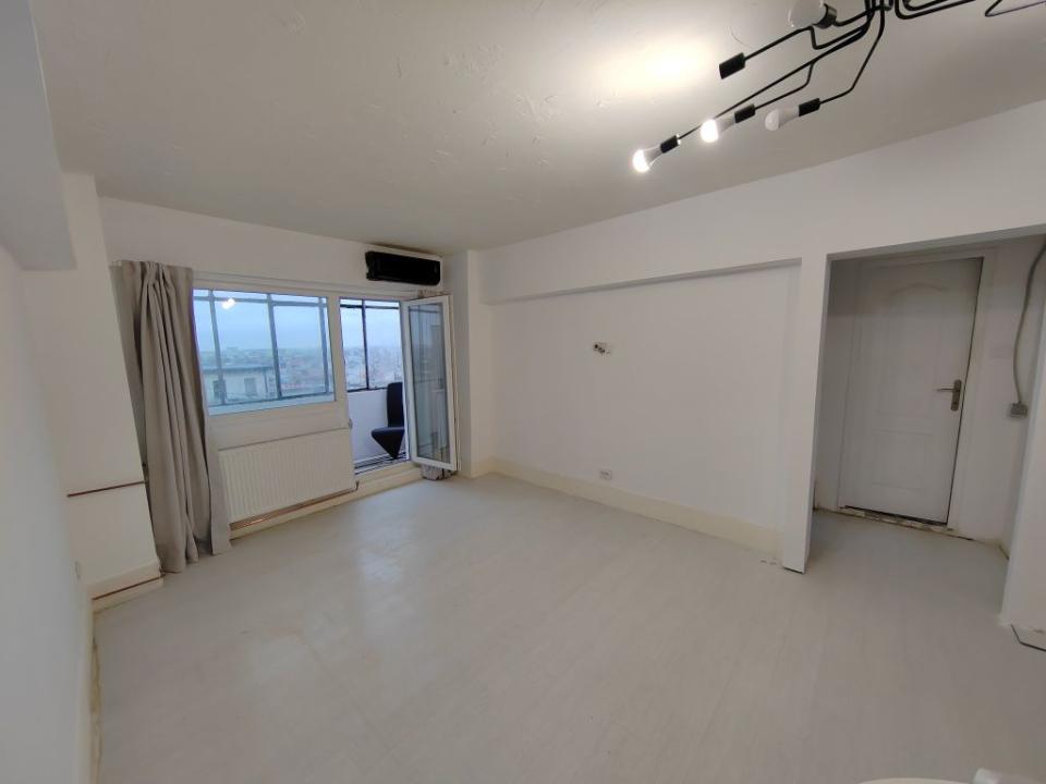 Apartament luminos  2 camere, metrou Brancoveanu. 