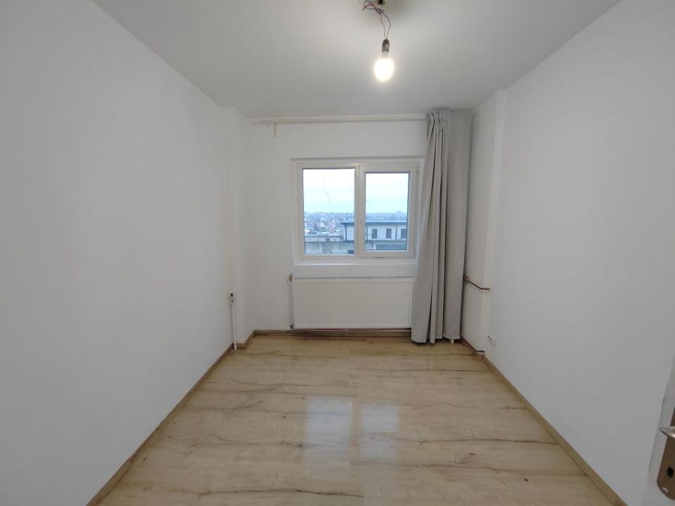 Apartament luminos  2 camere, metrou Brancoveanu. 