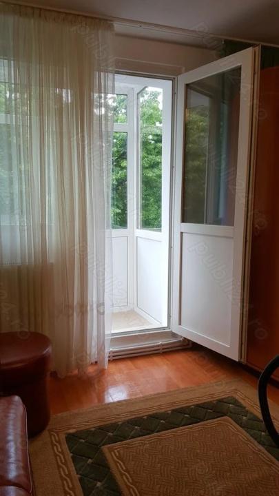 Apartament 2 camere de vanzare Lujerului