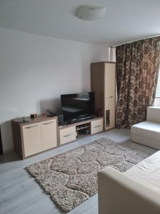 Apartament 3 camere Titan -Barajul Bistritei