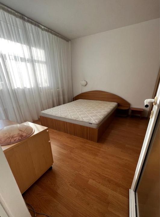 Apartament 2 camere de vanzare Prelungirea Ghencea , bloc izolat