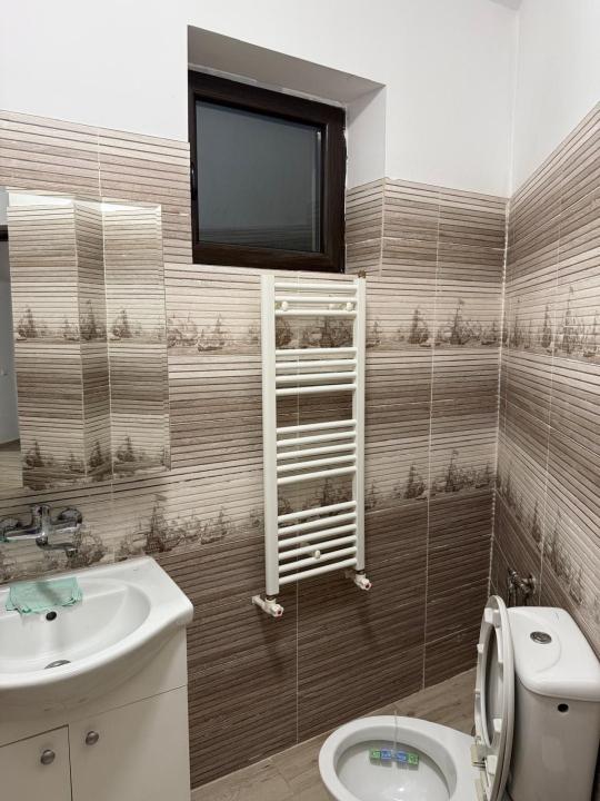 Apartament 3 camere de vanzare Drumul Taberei, Brancus