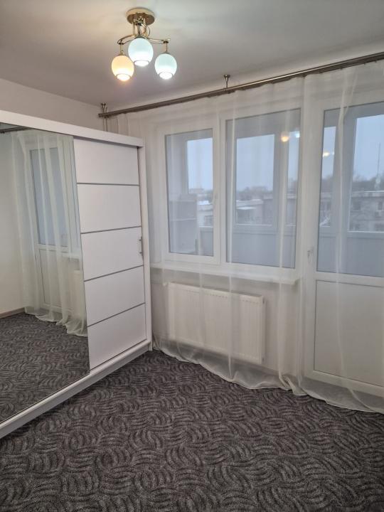 Apartament 4 camere de vanzare Apusului