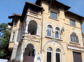 4 camere de vanzare intr-o vila interbelica