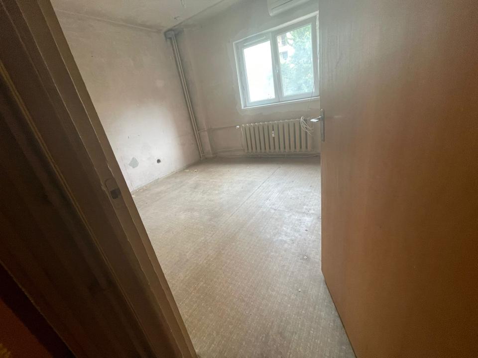 4 camere de vanzare stefan Cel Mare