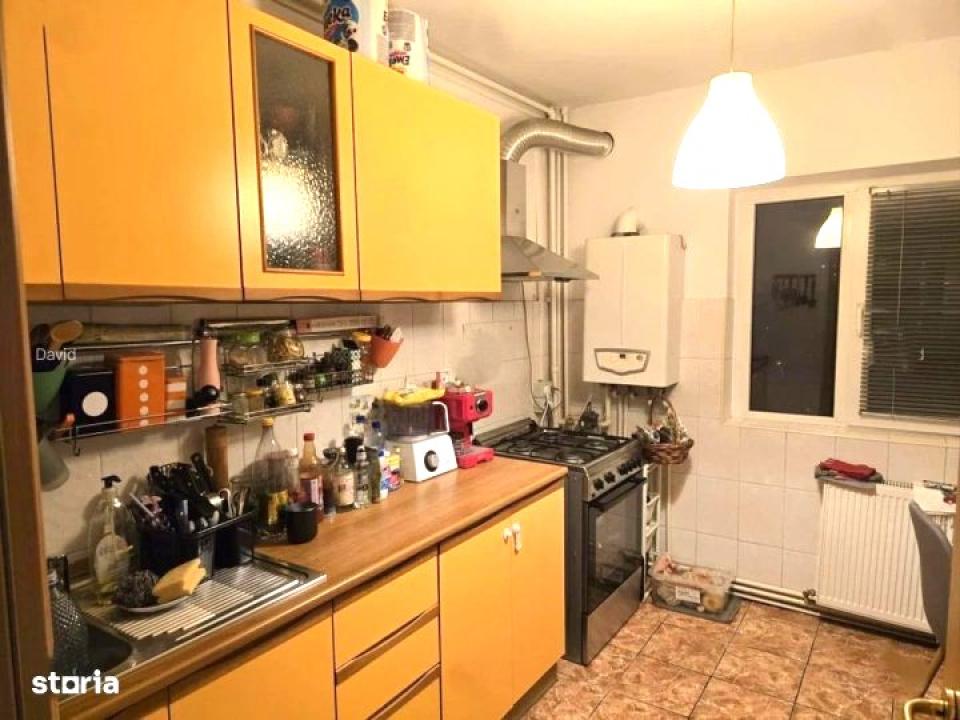 Vanzare Apartament 2 Camere stradal pe Calea Vitan, Mall Vitan Centrala