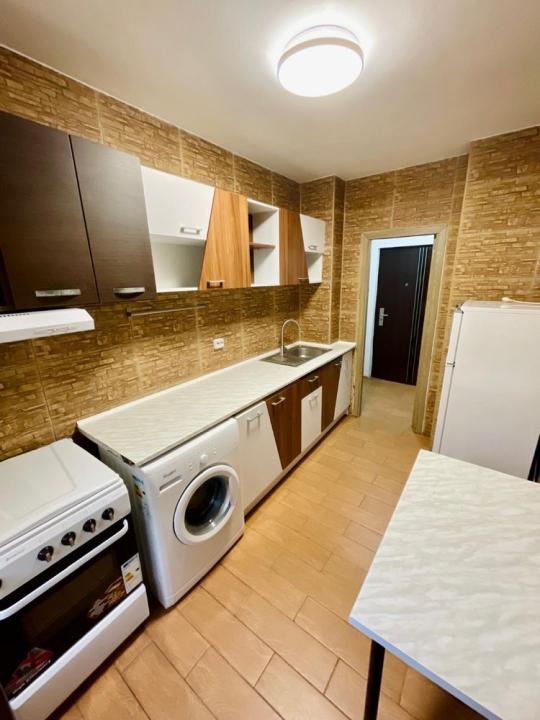 Apartament 2 camere langa metrou 1 Decembrie