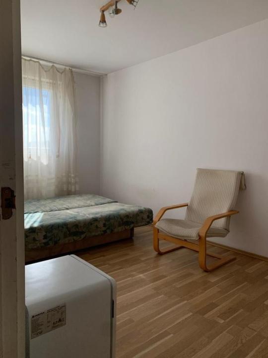 Apartament 3 Camere  de vanzare Drumul Taberei