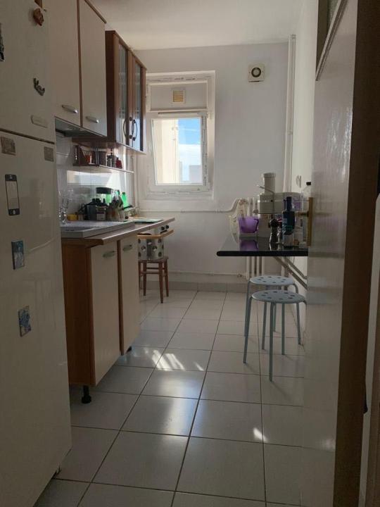 Apartament 3 Camere  de vanzare Drumul Taberei