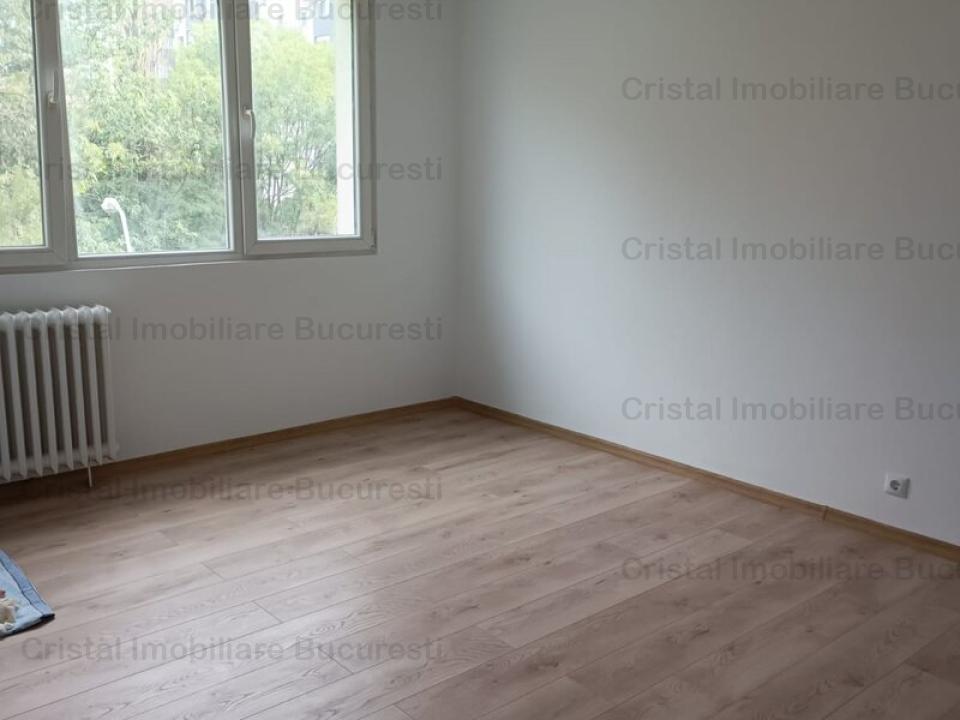 Apartament 3 camere recent renovat in Titan, metrou 1 Decembrie