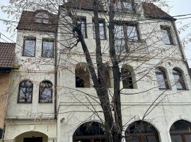 Casa moderna, 14 camere, finisaje lux, Barbu Vacarescu - metrou Stefan cel Mare