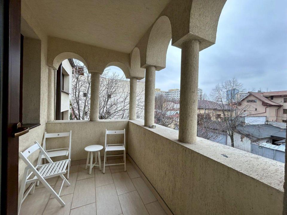 Casa moderna, 14 camere, finisaje lux, Barbu Vacarescu - metrou Stefan cel Mare