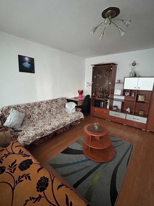 Apartament 2 camere zona Drumul Sarii