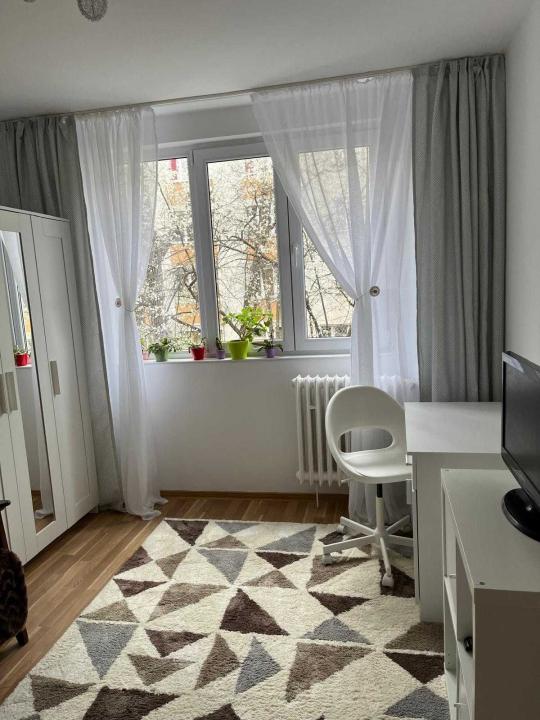 Apartament  2 camere, de vanzare Drumul Taberei 