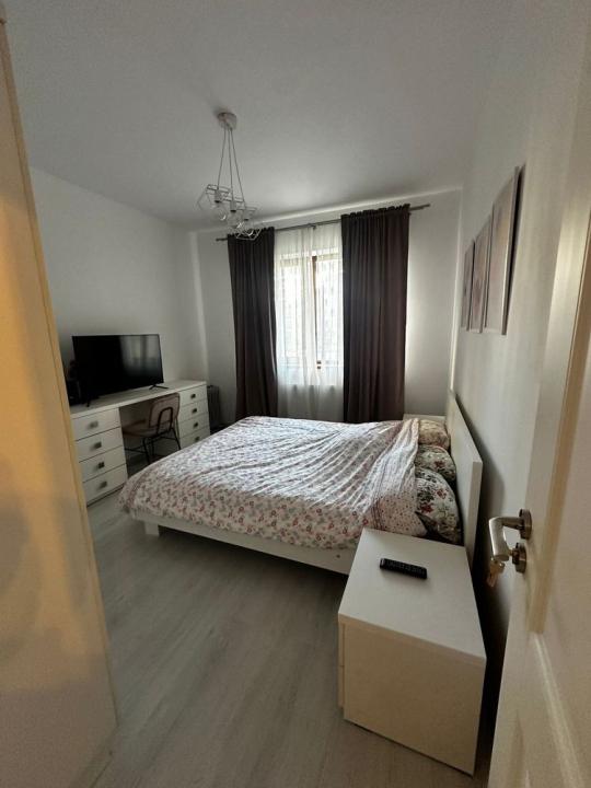 Apartament 3 camere, 3 - 4 min metrou Mihai Bravu, parcare inclusa, centrala