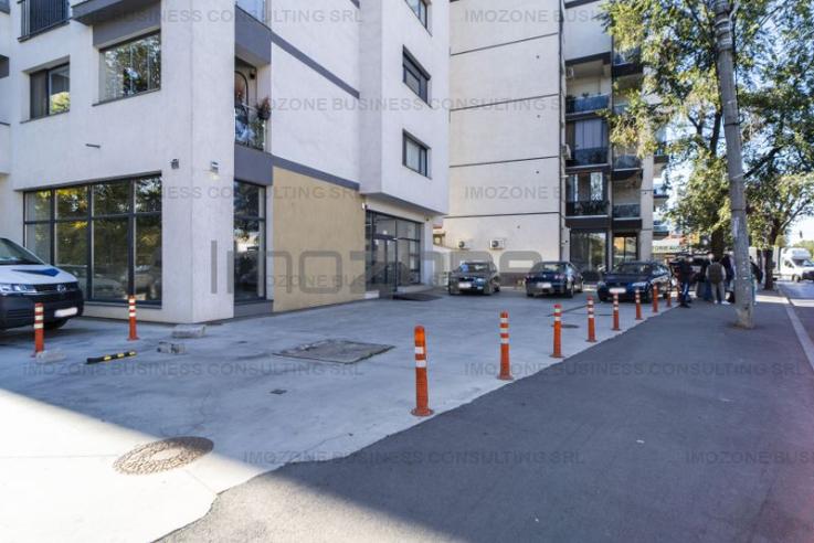 Cauti un Spatiu Comercial?  70 mp, Bld. Uverturii,  Stradal, Trafic Intens