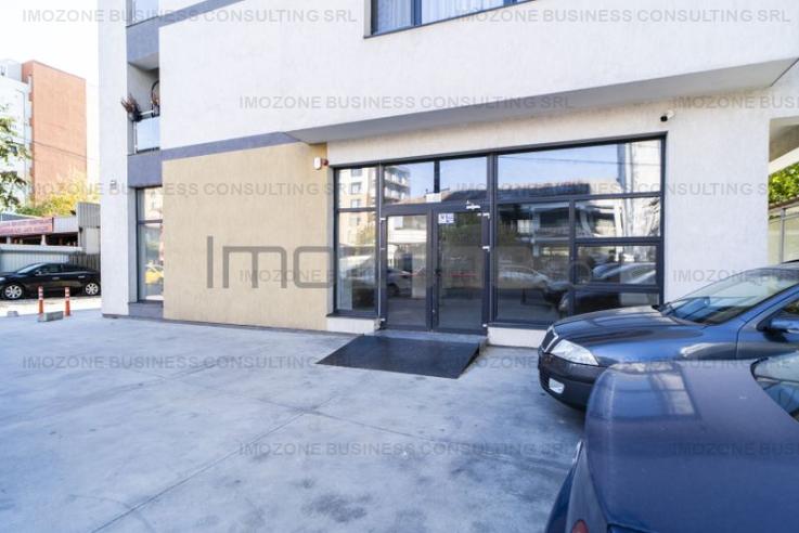 Cauti un Spatiu Comercial?  70 mp, Bld. Uverturii,  Stradal, Trafic Intens