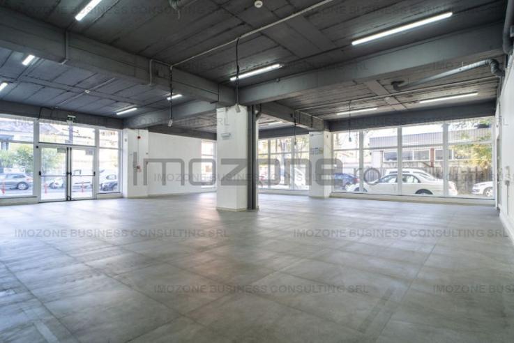 Cauti un Spatiu Comercial?  70 mp, Bld. Uverturii,  Stradal, Trafic Intens