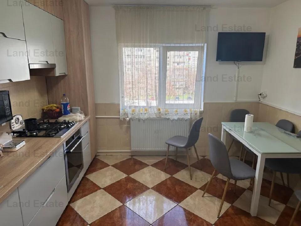 Apartament cu 3 camere 13 Septembrie - Liceul Stefan Odobleja