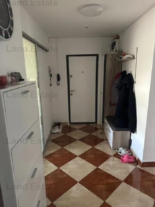 Apartament cu 3 camere 13 Septembrie - Liceul Stefan Odobleja