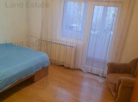 Apartament cu 2 camere in zona Decebal-bloc de 4 nivele