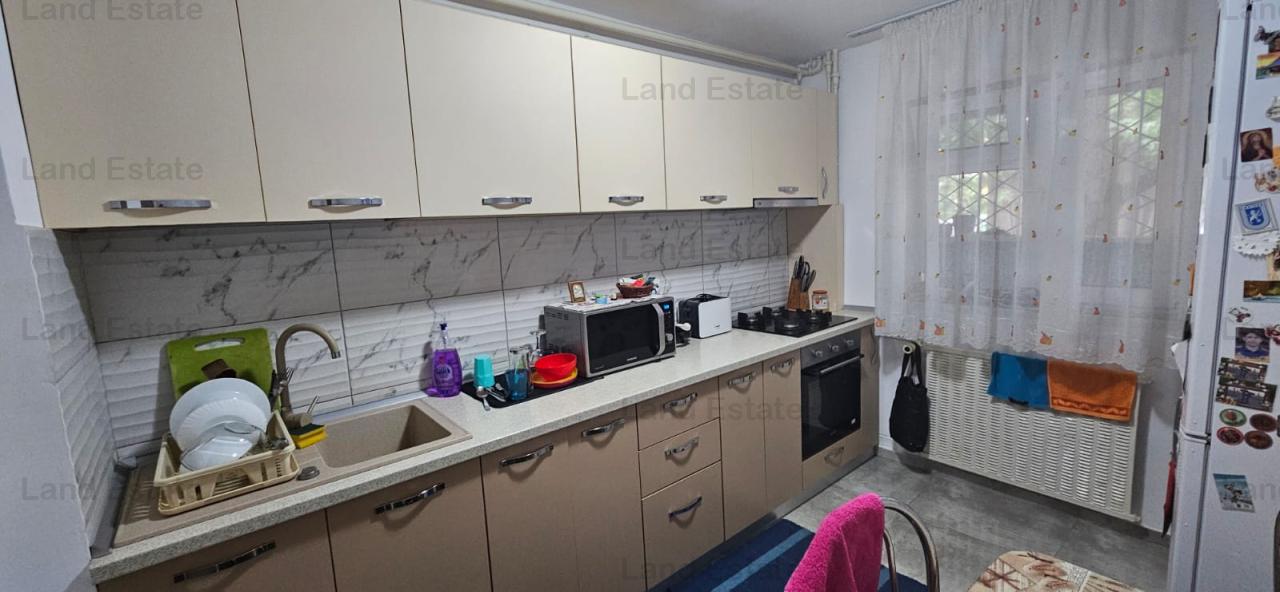 Apartament cu 4 camere Crangasi - Zboina Neagra