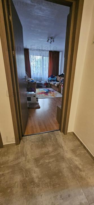 Apartament cu 4 camere Crangasi - Zboina Neagra