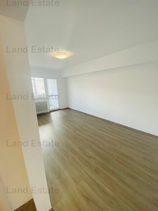 Apartament 4 camere Victoriei ( 450 m metrou )