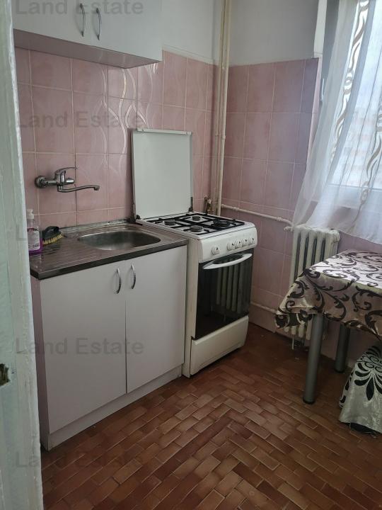 Apartament 2 camere zona Doamna Ghica .