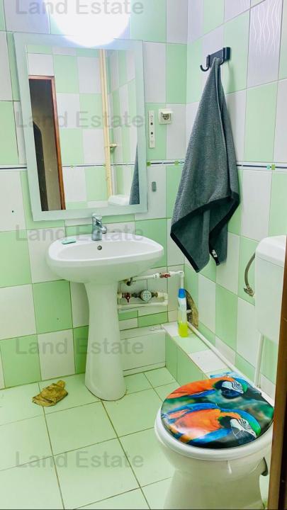 Apartament 4 camere cu centrala termica  ( 6 minute metrou 1 Decembrie ) 