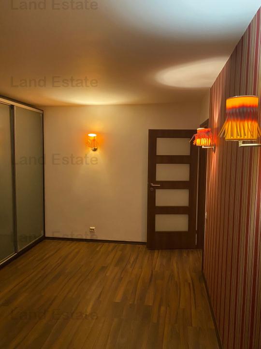 Apartament cu 2 camere - 1987 - Bloc Reabilitat