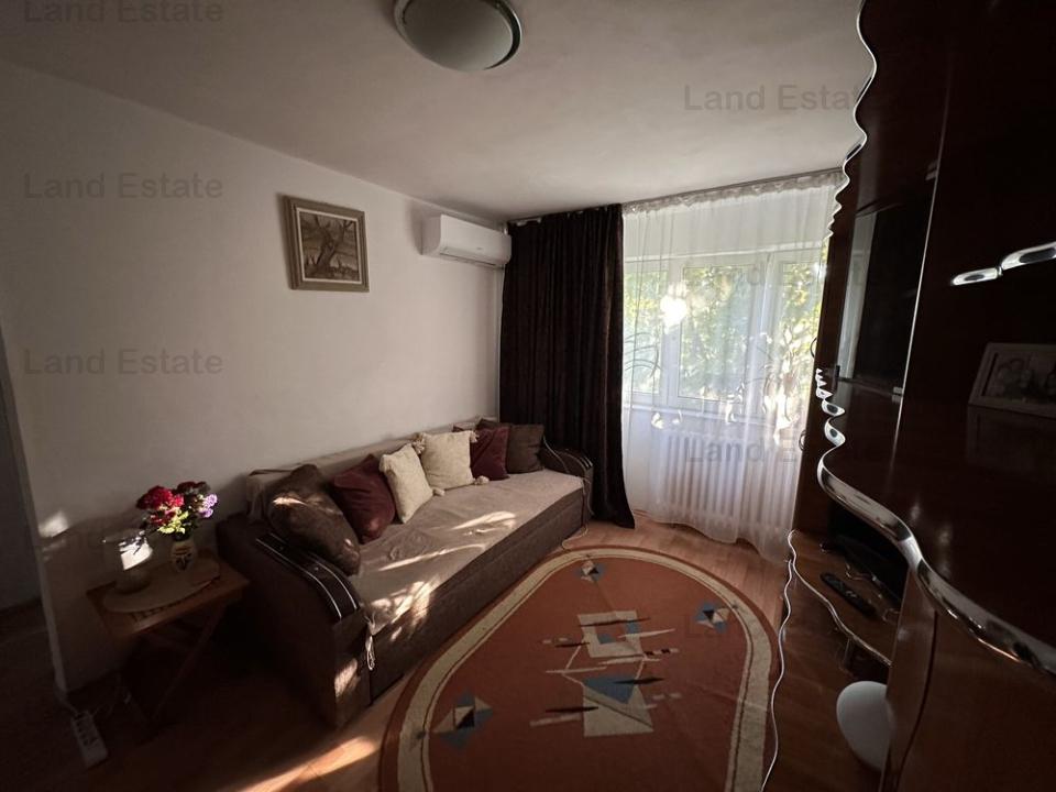 Vanzare 2 camere zona Brancoveanu 