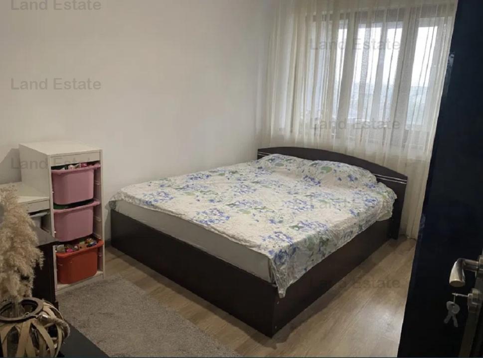 Apartament cu 3 camere Bd. Timisoara - Romancierilor