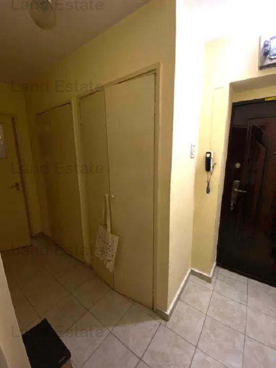 Apartament cu 2 camere Drumul Taberei - Piata Moghioros