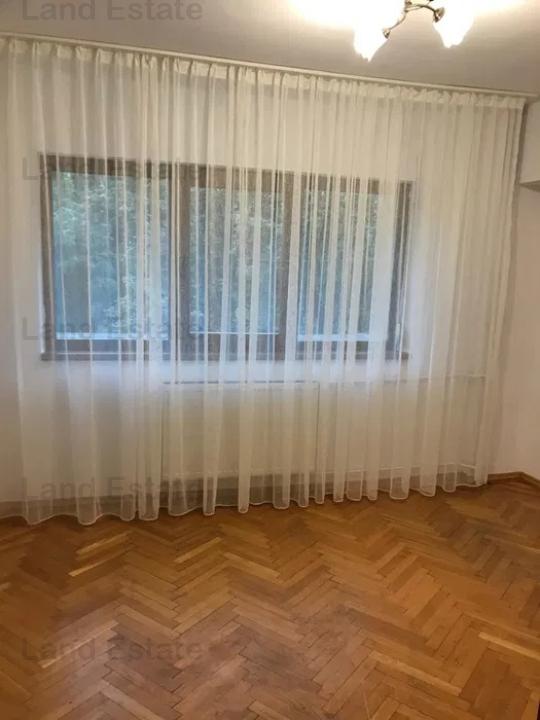 3 camere Unirii - Bulevard-Fantanii ( 250 m metrou )