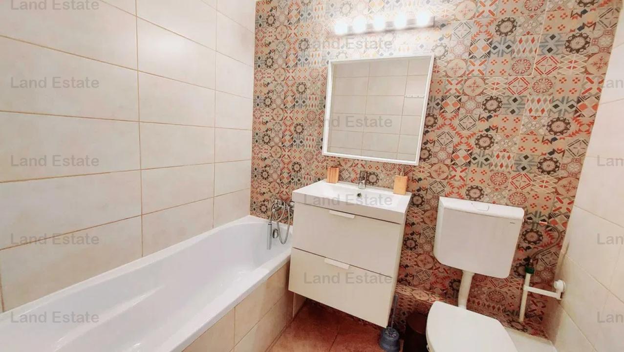 Apartament cu 2 camere (Renovat) 7 Minute distanta de Metrou Crangasi