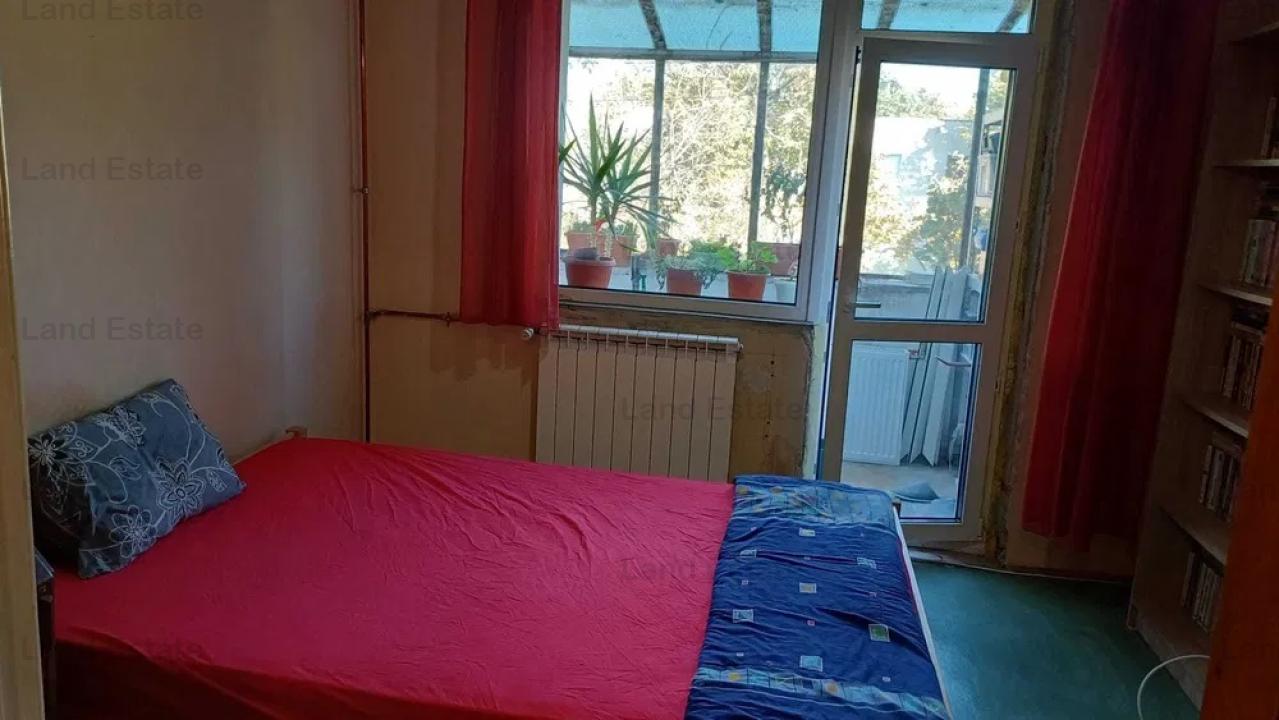 4 camere de renovat la 500m de metrou Gorjului