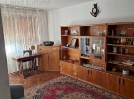 Vanzare 2 camere ( 1 Decembrie ) 