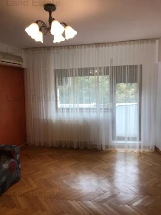 3 camere Unirii - Bulevard-Fantanii ( 250 m metrou )