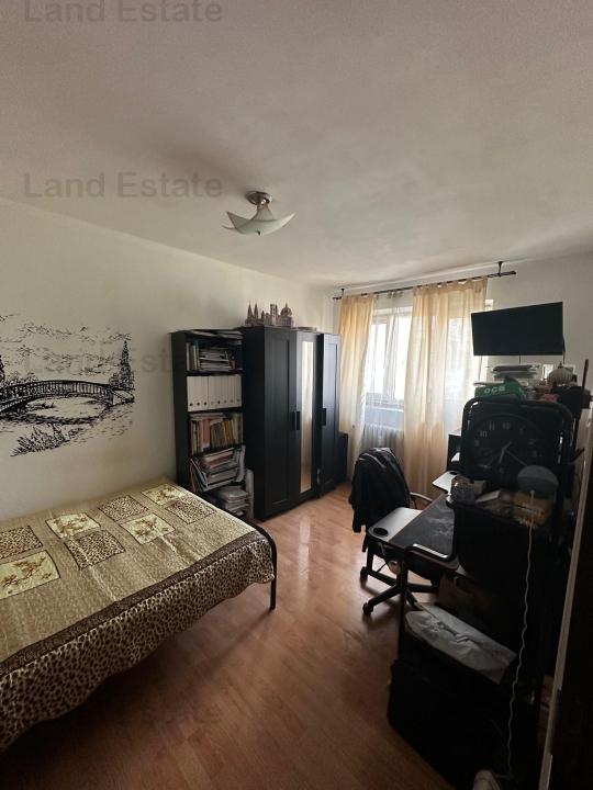 2 Camere vanzare Dristor ( 3 minute metrou ) 