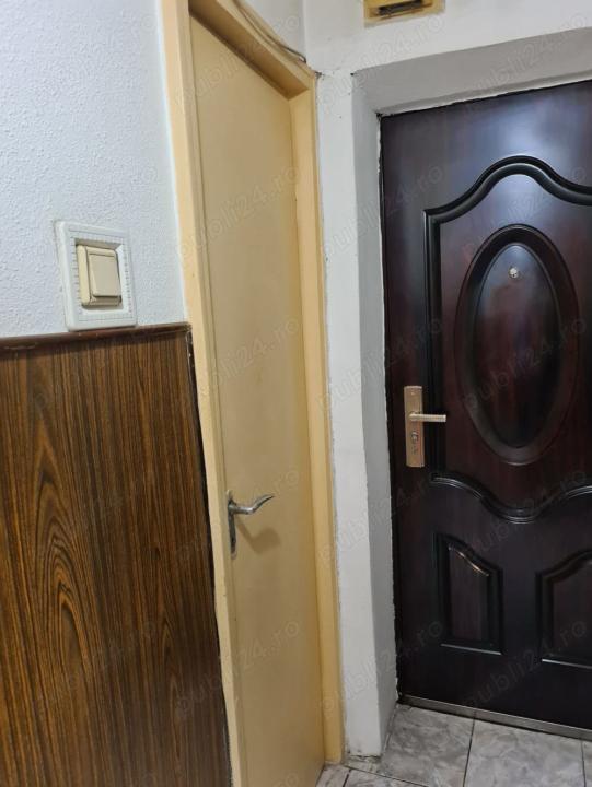 Apartament cu 3 camere Calea Giulesti (Bloc Reabilitat)