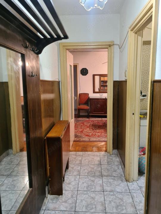 Apartament cu 3 camere Calea Giulesti (Bloc Reabilitat)