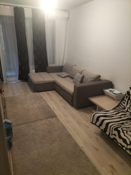 Apartament cu 2 camere zona Salaj bloc Nou -Loc de Parcare